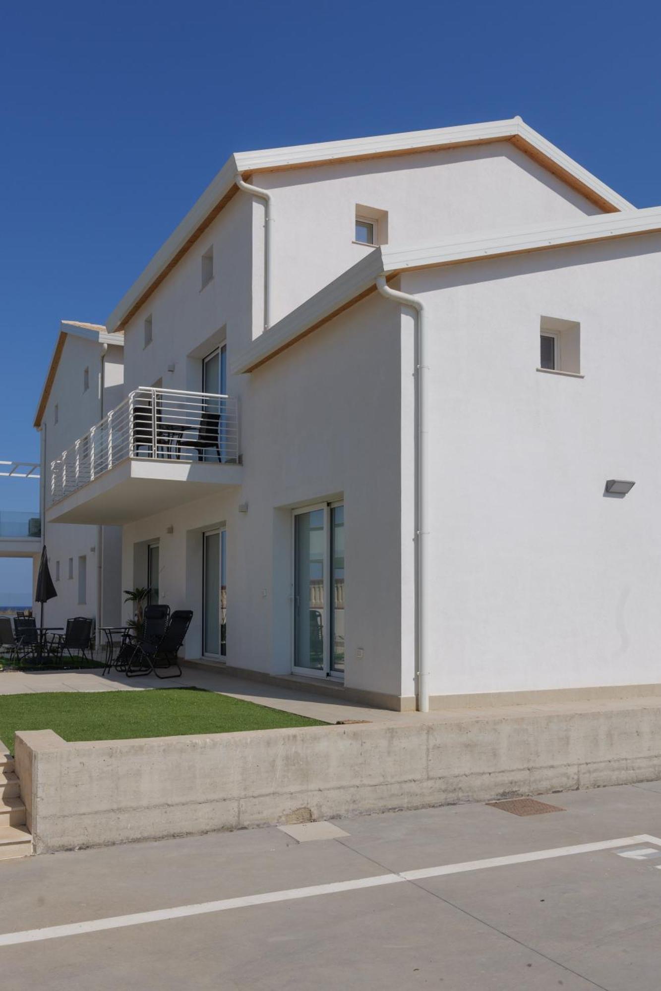 Astro Apartments With Direct Access On The Sea Of Noto Heritage Of Unesco Esterno foto