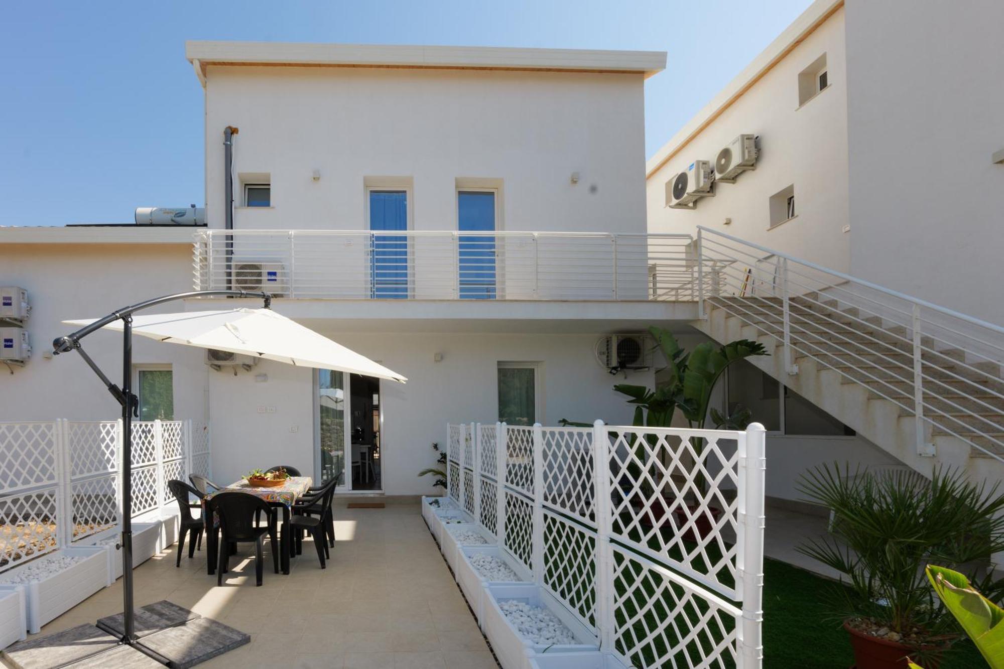 Astro Apartments With Direct Access On The Sea Of Noto Heritage Of Unesco Esterno foto